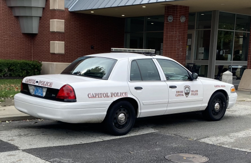 Additional photo  of Rhode Island Capitol Police
                    Cruiser 3917, a 2011 Ford Crown Victoria Police Interceptor                     taken by Kieran Egan