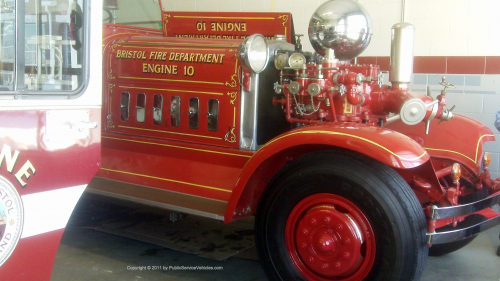 Additional photo  of Bristol Fire
                    Engine 10, a 1934 Ahrens Fox                     taken by Kieran Egan