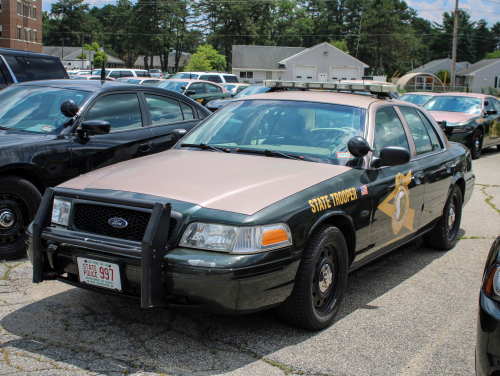 Additional photo  of New Hampshire State Police
                    Cruiser 997, a 2007 Ford Crown Victoria                     taken by Kieran Egan