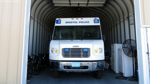 Additional photo  of Bristol Police
                    Mobile Command Center 1584, a 2008 Freightliner                     taken by Kieran Egan