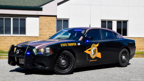 Additional photo  of New Hampshire State Police
                    Cruiser 404, a 2014 Dodge Charger                     taken by Kieran Egan