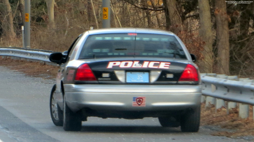 Additional photo  of East Providence Police
                    Car 35, a 2011 Ford Crown Victoria Police Interceptor                     taken by Kieran Egan