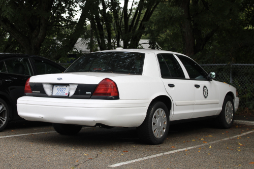 Additional photo  of Warwick Public Works
                    Car 5982, a 2009-2011 Ford Crown Victoria Police Interceptor                     taken by @riemergencyvehicles