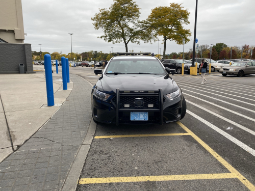 Additional photo  of Warwick Police
                    Cruiser P-28, a 2016 Ford Police Interceptor Sedan                     taken by @riemergencyvehicles
