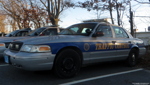 Additional photo  of East Providence Police
                    Traffic Control Unit, a 2003-2005 Ford Crown Victoria Police Interceptor                     taken by Kieran Egan