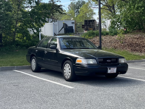 Additional photo  of Warwick Fire
                    Administration Car, a 2006-2008 Ford Crown Victoria Police Interceptor                     taken by @riemergencyvehicles