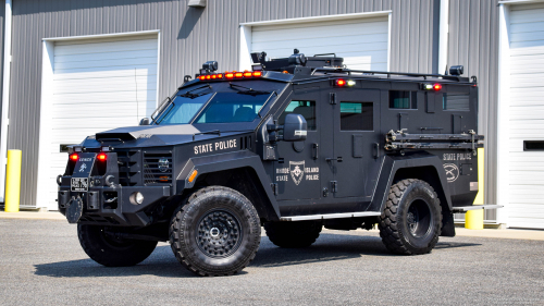 Additional photo  of Rhode Island State Police
                    BearCat 796, a 2018 Lenco BearCat G3                     taken by @riemergencyvehicles