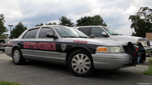 Additional photo  of East Providence Police
                    Car 11, a 2006 Ford Crown Victoria Police Interceptor                     taken by Kieran Egan
