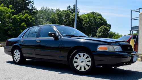 Additional photo  of Warwick Police
                    Cruiser 41, a 2009 Ford Crown Victoria Police Interceptor                     taken by Kieran Egan
