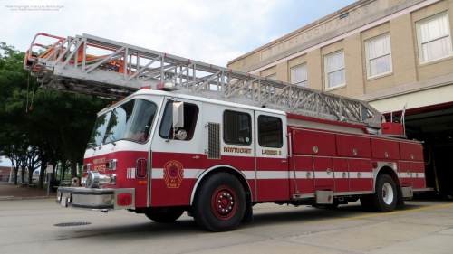 Additional photo  of Pawtucket Fire
                    Ladder 3, a 1991 E-One                     taken by Kieran Egan