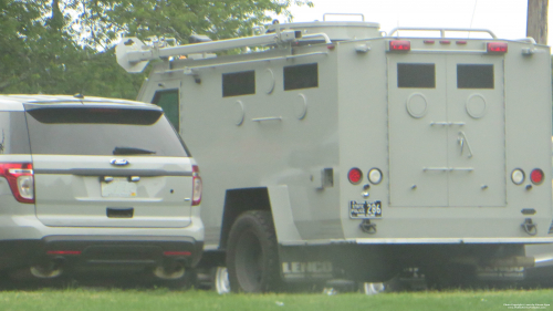 Additional photo  of Rhode Island State Police
                    BearCat 286, a 2000-2015 Lenco BearCat                     taken by @riemergencyvehicles