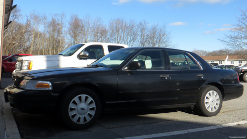 Additional photo  of North Kingstown Police
                    Administration Captain's Unit, a 2006-2008 Ford Crown Victoria Police Interceptor                     taken by Kieran Egan