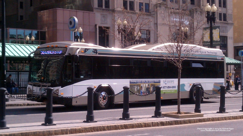 Additional photo  of Rhode Island Public Transit Authority
                    Bus 1032, a 2010 Gillig BRT HEV                     taken by Kieran Egan