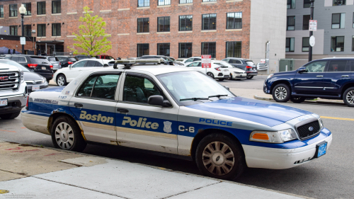 Additional photo  of Boston Police
                    Cruiser 1157, a 2011 Ford Crown Victoria Police Interceptor                     taken by @riemergencyvehicles