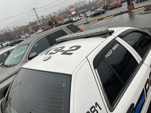 Additional photo  of Warwick Police
                    Cruiser R-81, a 2009-2011 Ford Crown Victoria Police Interceptor                     taken by @riemergencyvehicles