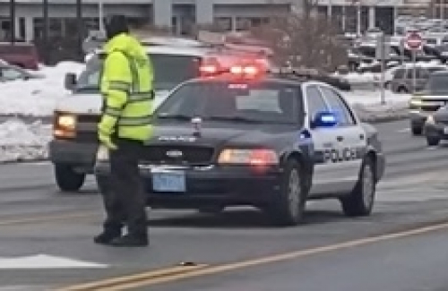 Additional photo  of Warwick Police
                    Cruiser R-72, a 2009-2011 Ford Crown Victoria Police Interceptor                     taken by Kieran Egan