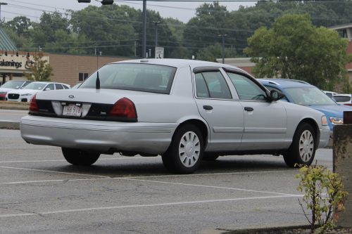 Additional photo  of Warwick Fire
                    Car 50, a 2011 Ford Crown Victoria Police Interceptor                     taken by @riemergencyvehicles