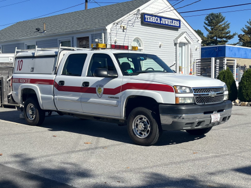 Additional photo  of T.F. Green Airport Fire
                    Rescue 310, a 2005 Chevrolet Silverado                     taken by Kieran Egan