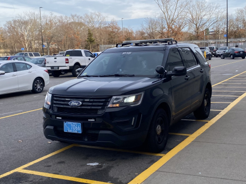 Additional photo  of Warwick Police
                    Cruiser P-15, a 2019 Ford Police Interceptor Utility                     taken by Kieran Egan