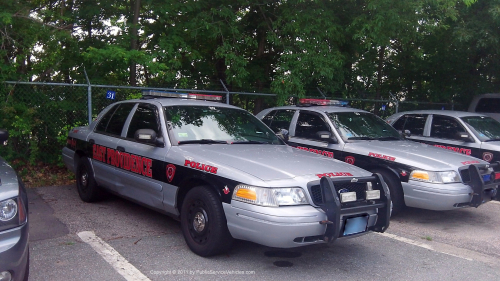 Additional photo  of East Providence Police
                    Car [2]32, a 2005 Ford Crown Victoria Police Interceptor                     taken by Kieran Egan