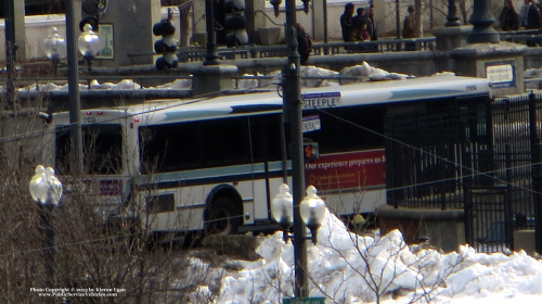 Additional photo  of Rhode Island Public Transit Authority
                    Bus 0109, a 2001 Orion V 05.501                     taken by Kieran Egan