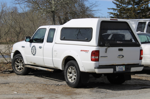 Additional photo  of Warwick Public Works
                    Truck 1948, a 2006-2012 Ford Ranger SuperCab                     taken by @riemergencyvehicles