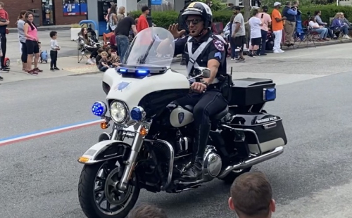 Additional photo  of Warwick Police
                    Motorcycle, a 2015-2020 Harley-Davidson Electra Glide                     taken by @riemergencyvehicles