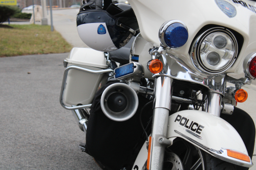 Additional photo  of Warwick Police
                    Motorcycle 2, a 2010-2015 Harley-Davidson Electra Glide                     taken by @riemergencyvehicles