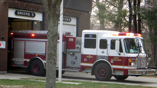Additional photo  of Warwick Fire
                    Engine 5, a 1999 American LaFrance Eagle                     taken by Kieran Egan