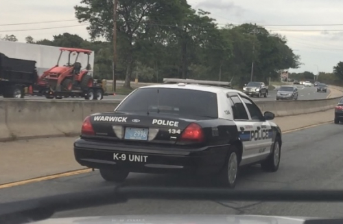 Additional photo  of Warwick Police
                    Car 134, a 2009-2011 Ford Crown Victoria Police Interceptor                     taken by @riemergencyvehicles