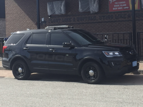 Additional photo  of Warwick Police
                    Cruiser P-26, a 2019 Ford Police Interceptor Utility                     taken by @riemergencyvehicles