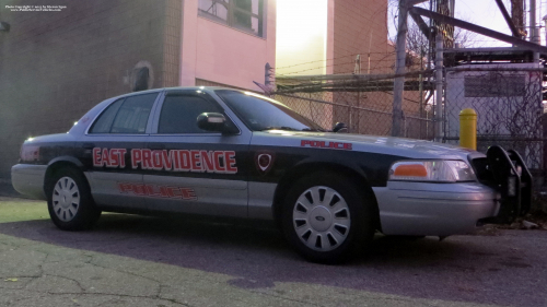 Additional photo  of East Providence Police
                    Car [2]32, a 2006-2008 Ford Crown Victoria Police Interceptor                     taken by Kieran Egan
