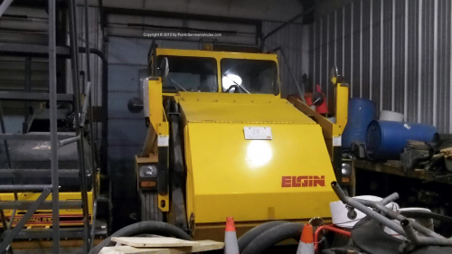 Additional photo  of Warren Public Works
                    Sweeper 508, a 1990-2007 Elgin Pelican                     taken by Kieran Egan