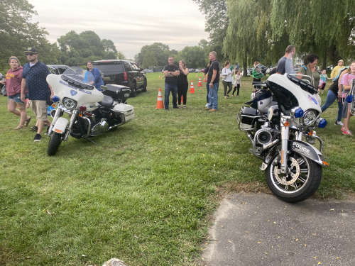 Additional photo  of Warwick Police
                    Motorcycle 1, a 2010-2015 Harley-Davidson Electra Glide                     taken by @riemergencyvehicles