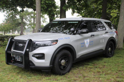 Additional photo  of Rhode Island State Police
                    Cruiser 101, a 2020 Ford Police Interceptor Utility                     taken by @riemergencyvehicles