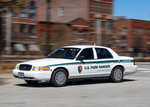 Additional photo  of United States National Park Service Law Enforcement Rangers
                    Cruiser I413064, a 2010 Ford Crown Victoria Police Interceptor                     taken by Kieran Egan