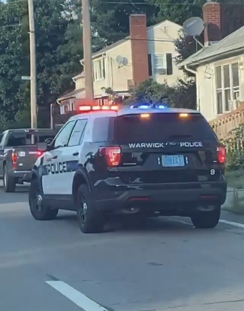 Additional photo  of Warwick Police
                    Cruiser P-9, a 2019 Ford Police Interceptor Utility                     taken by @riemergencyvehicles