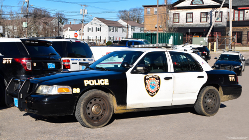 Additional photo  of Newport Police
                    Car 26, a 2011 Ford Crown Victoria Police Interceptor                     taken by Kieran Egan