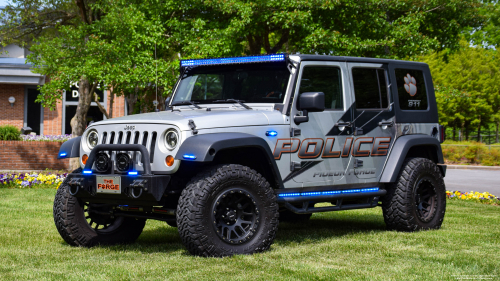 Additional photo  of Pigeon Forge Police
                    Cruiser 752, a 2008 Jeep Wrangler                     taken by Kieran Egan