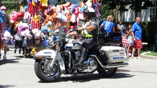 Additional photo  of Bristol Police
                    Motorcycle 13, a 2006-2008 Harley Davidson Road King                     taken by Kieran Egan