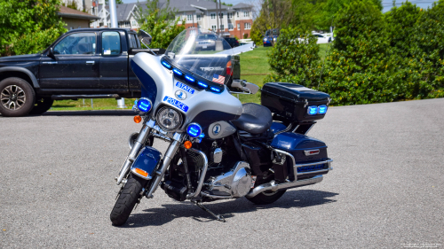 Additional photo  of Virginia State Police
                    Motorcycle 23, a 2016 Harley Davidson Electra Glide                     taken by Kieran Egan