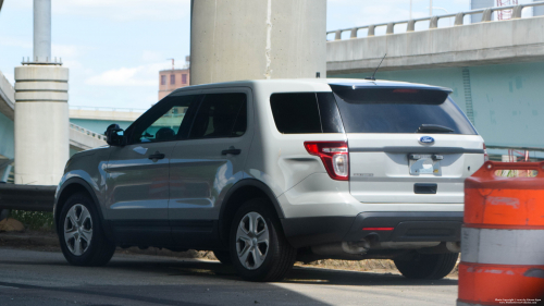 Additional photo  of Rhode Island State Police
                    Unmarked Unit, a 2013-2015 Ford Police Interceptor Utility                     taken by Kieran Egan