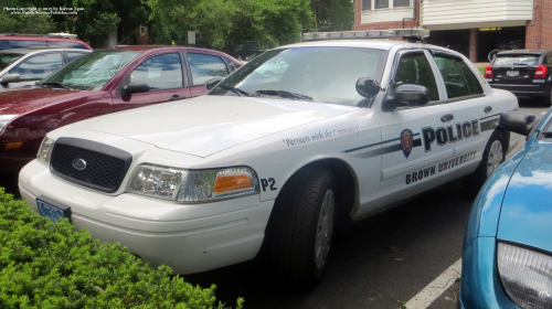 Additional photo  of Brown University Police
                    Patrol 2, a 2011 Ford Crown Victoria Police Interceptor                     taken by Kieran Egan