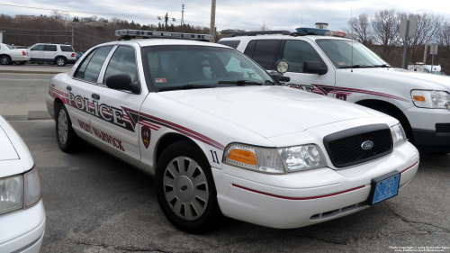 Additional photo  of West Warwick Police
                    Car 11, a 2009-2011 Ford Crown Victoria Police Interceptor                     taken by Kieran Egan