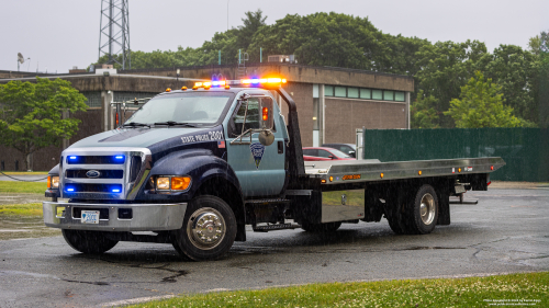 Additional photo  of Massachusetts State Police
                    Truck 2001, a 2004 Ford F-650                     taken by Kieran Egan