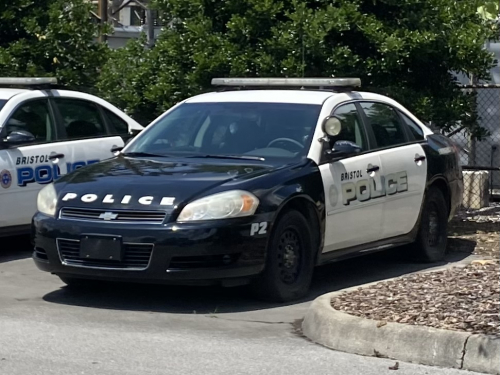 Additional photo  of Bristol Police
                    Cruiser P2, a 2007-2013 Chevrolet Impala                     taken by @riemergencyvehicles