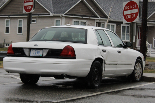 Additional photo  of Warwick Public Works
                    Car 1450, a 2006-2008 Ford Crown Victoria Police Interceptor                     taken by @riemergencyvehicles