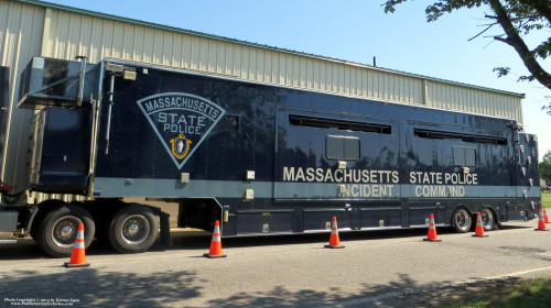 Additional photo  of Massachusetts State Police
                    Incident Command Center 100, a 2004 LDV Mobile Command Center                     taken by Kieran Egan