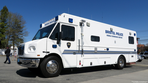 Additional photo  of Bristol Police
                    Mobile Command Center 1584, a 2008 Freightliner                     taken by Kieran Egan