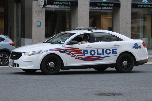 Additional photo  of Metropolitan Police Department of the District of Columbia
                    Cruiser 28, a 2013 Ford Police Interceptor Sedan                     taken by @riemergencyvehicles